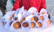 Москвичам раздали баурсаки