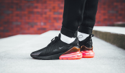 Надпись на кроссовках Nike оскорбила мусульман