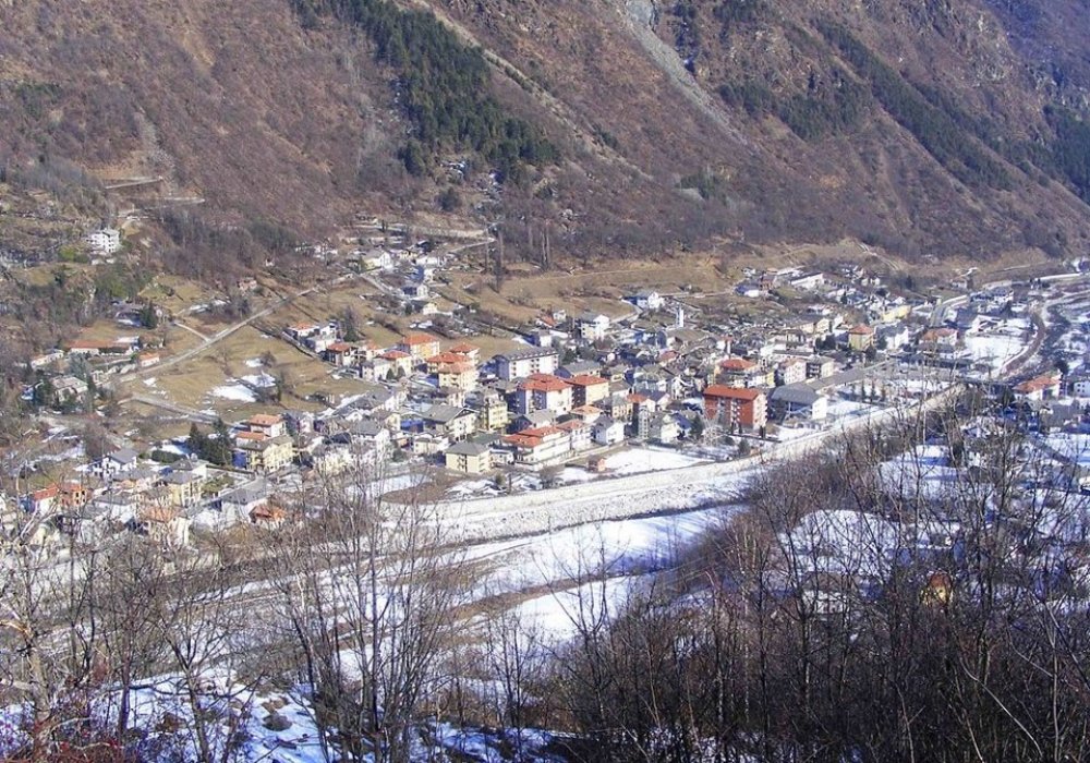 Локана расположена в живописной местности в горном регионе Пьемонт. © Wikimedia Commons