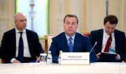 Надо практиковаться говорить на казахском - Медведев