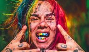 Рэпер 6ix9ine признался в грабежах и оплате убийства