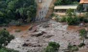 Прорыв дамбы в Бразилии попал на видео: 121 погибший