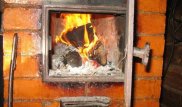 Многодетная мать с детьми насмерть угорела в Павлодарской области