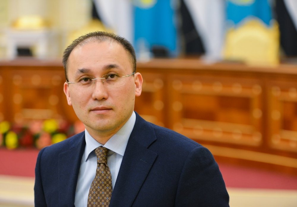 Министр информации и коммуникаций Даурен Абаев 
