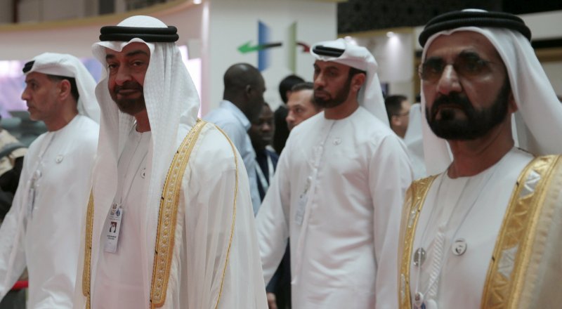 Правитель ОАЭ Халифа ибн Зайд Аль Нахайян и члены правящей семьи. REUTERS/Christopher Pike©