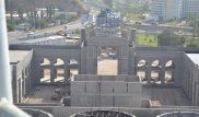 Строители крупнейшей в Центральной Азии мечети сорвались с 60-метровой высоты