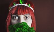 "Я не могу жить без черного цвета". Откровения готессы из Шымкента
