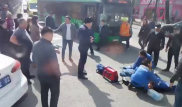Автобус сбил девушку в Алматы