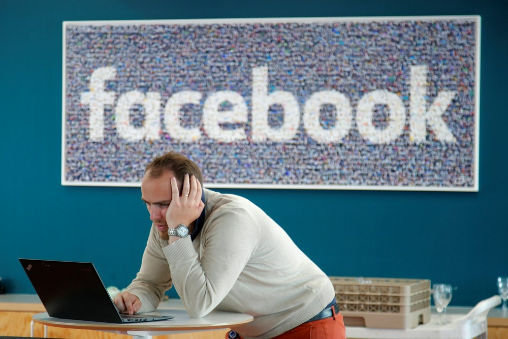 Прокуроры изучают сделки Facebook по передаче персональных данных - СМИ