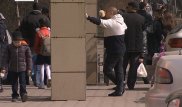 Незаконные заборы и пристройки на улицах Алматы требует убрать акимат