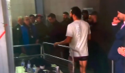 Боец UFC устроил драку во время телеинтервью