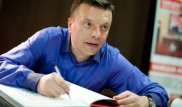 Парфенов опубликовал выпуск "Намедни" после 15-летнего перерыва