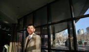 Уехал и потерял все. Как казахстанский бизнесмен стал бездомным в Европе