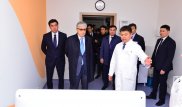Токаев посетил новый центр MEDIKER 4K в Шымкенте