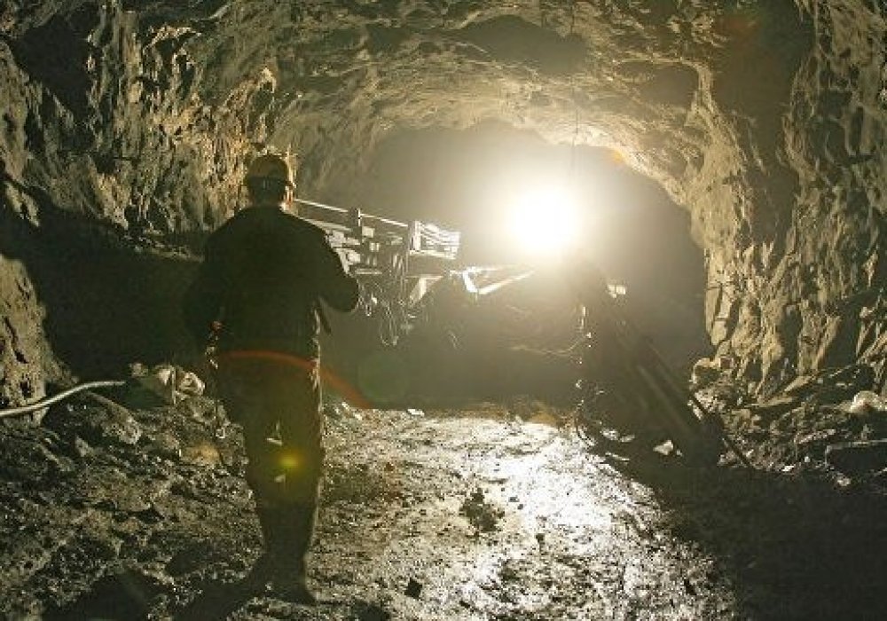 Тела троих мужчин нашли в заброшенной шахте в Алматинской области