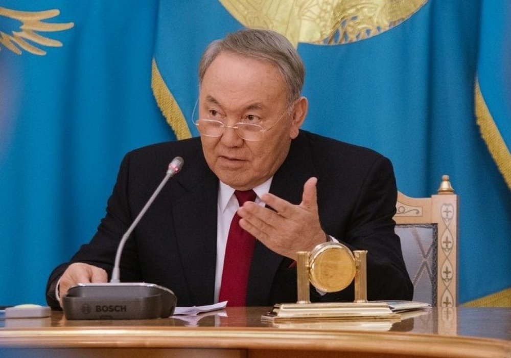 Назарбаев поговорил по телефону с экс-президентом Турции и главой Польши