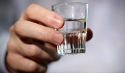 Павлодарская пенсионерка попала под суд за бутылку водки