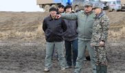 Министр обороны прибыл к месту крушения вертолета