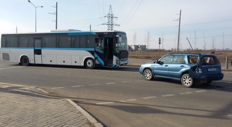 Автобус столкнулся с легковушкой в Нур-Султане: водителя отстранят