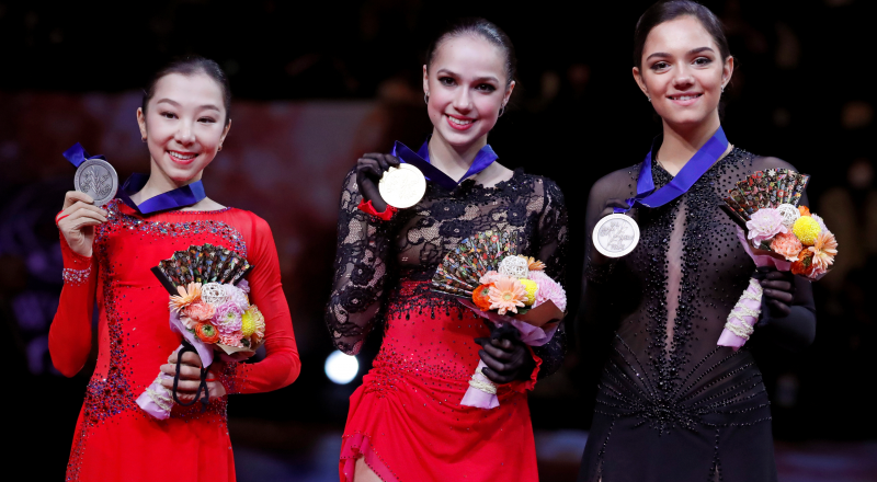 Элизабет Турсынбаева, Алина Загитова и Евгения Медведева на чемпионате мира в Японии. © Reuters