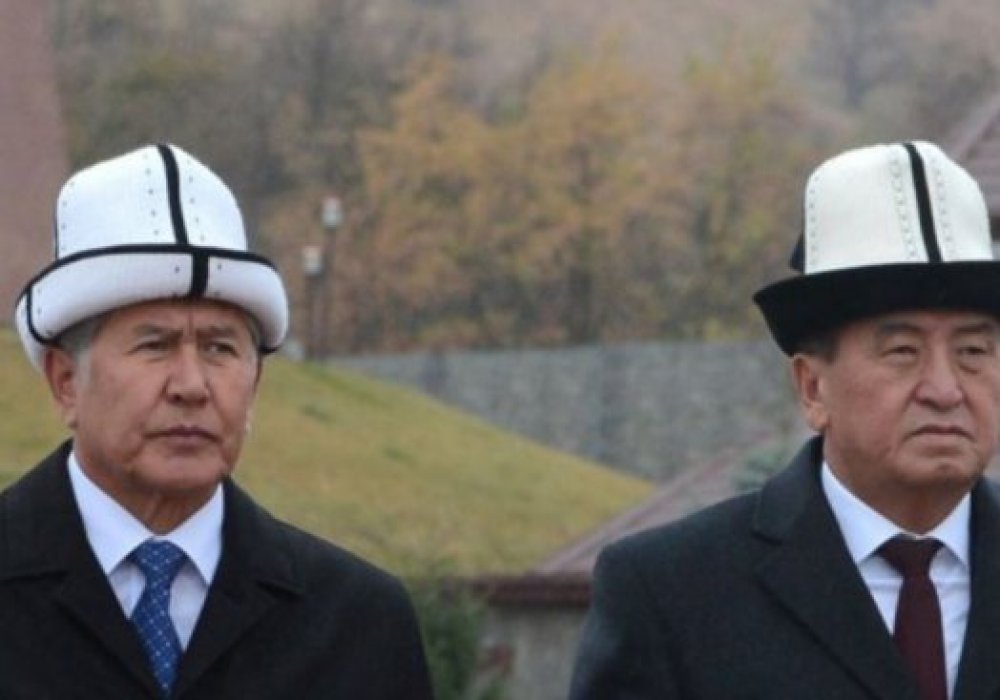 Алмазбек Атамбаев и Сооронбай Жээнбеков. © camonitor.kz