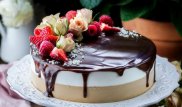 5 человек отравились в Нур-Султане. Санврачи обвинили известную кондитерскую