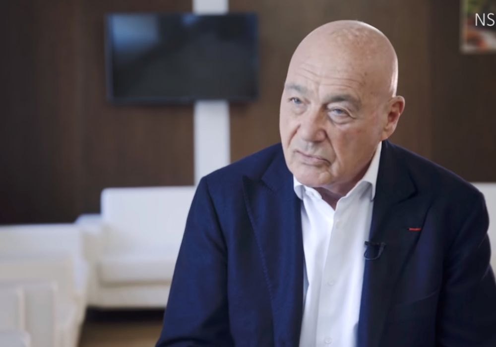 Познер назвал три книги, которые он взял бы на необитаемый остров