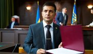 Горячая украинская ночь: суд не снял Зеленского с выборов