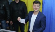 Полиция оштрафовала Зеленского за демонстрацию бюллетеня