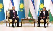 Президент Узбекистана поздравил Касым-Жомарта Токаева с выдвижением