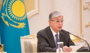 Токаев попросил подарить ему сборник задач павлодарского учителя