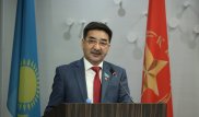 Жамбыл Ахметбеков сдал экзамен по казахскому языку