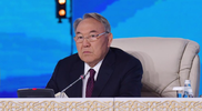Назарбаев открыл XXVII сессию АНК