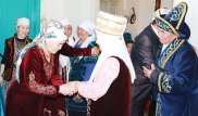 "Төрт сағатта 10 миллион шашады". Тойдың шығыны қашанғы несиемен өтелмек