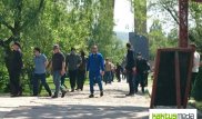 "Где здесь бить геев?" В Кыргызстане напали на членов нетрадиционного движения