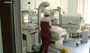Новорожденной с редчайшим пороком помогли задышать врачи в Алматы