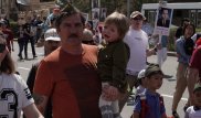 "Папа, мы идем с тобой". Как астанчане объединились в "Бессмертном полку"