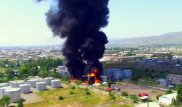 Из-за пожара на нефтебазе Джалал-Абада эвакуировали 2000 человек
