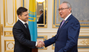 Зеленскому передали поздравления от казахстанцев