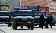 Косовские полицейские во время рейда растеряли секретные документы