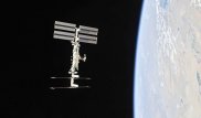 Провисевшее 10 лет в открытом космосе полотенце попало в руки космонавтов
