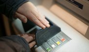 Банкомат ақша бермесе немесе картаны "жұтып қойса" не істеу керек - Нұсқау