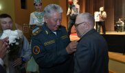 Ветеранам войны вручили юбилейные медали Национальной гвардии