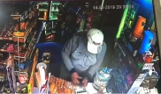 Вооруженное нападение на магазин в Алматы попало на видео