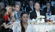 Итальянскую кинозвезду приговорили к тюрьме после ужина с Путиным