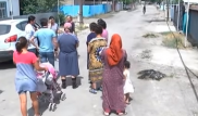 Подозреваемого в надругательстве над ребенком привязали к столбу в Жамбылской области