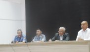 Жителей села в Атырауской области успокаивали аким и аксакалы