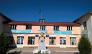 На фото показали нанесенный урон школе в Арыси