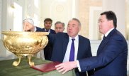 Назарбаев посетил новую мечеть в столице