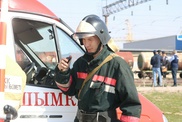 "Все были напуганы, дети и взрослые плакали". Как спасатели помогали жителям Арыси